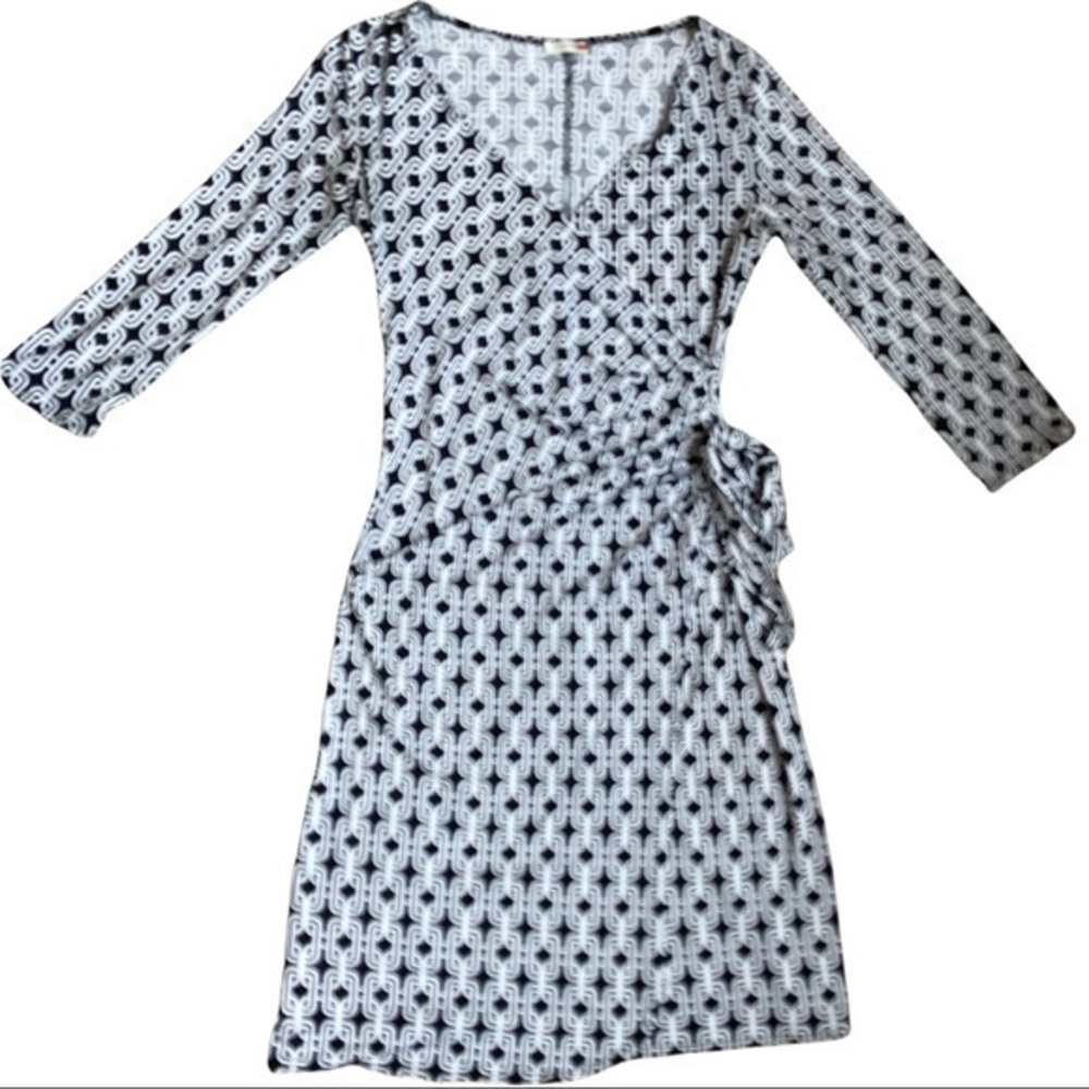 Touch9 no size small/med stretchy wraparound Black & white geometric shape dress